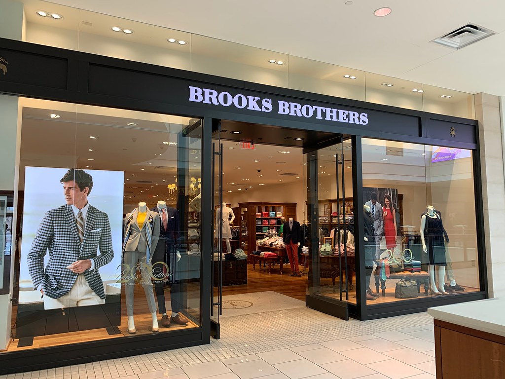 The Oldest Luxury Fashion Brand
Brooks brothers