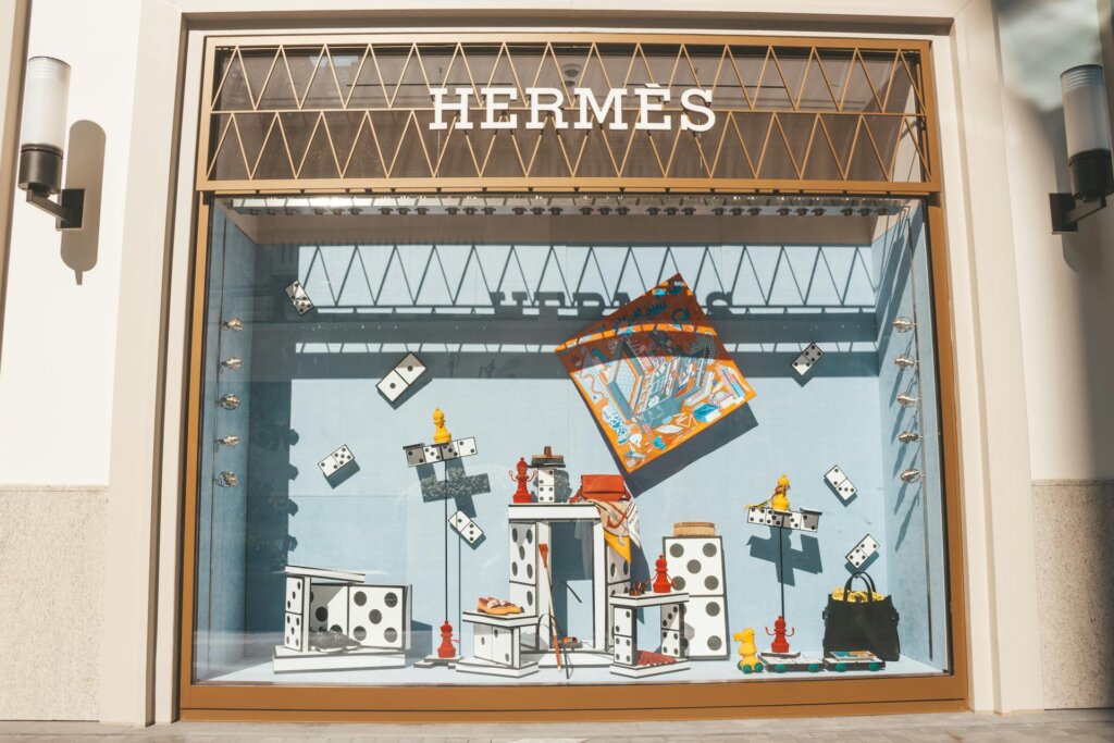 Oldest Luxury Fashion Brands
2. Hermes