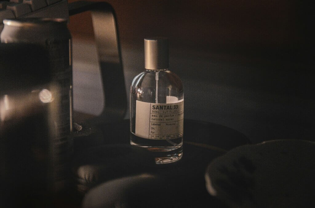 Le labo Santal 33The Best Woody Perfumes for Men in 2025